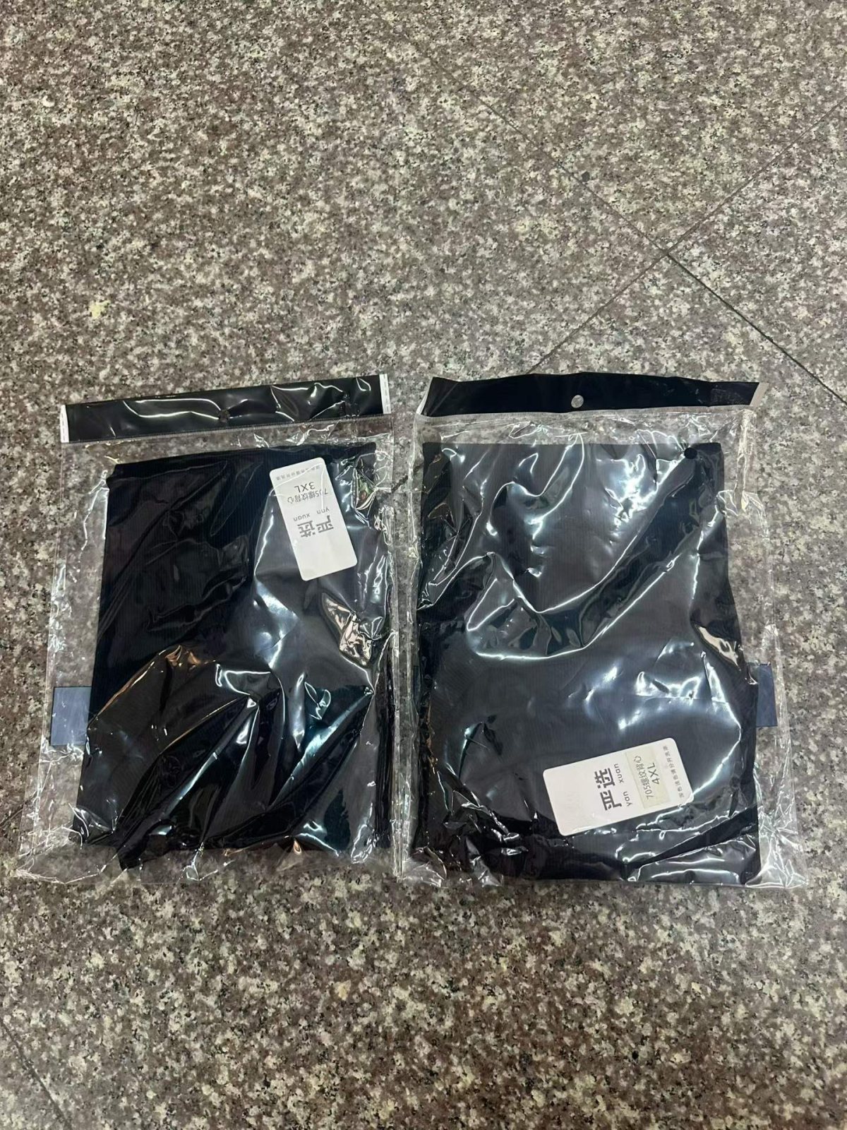背心4000件，价格便宜一瓶水钱